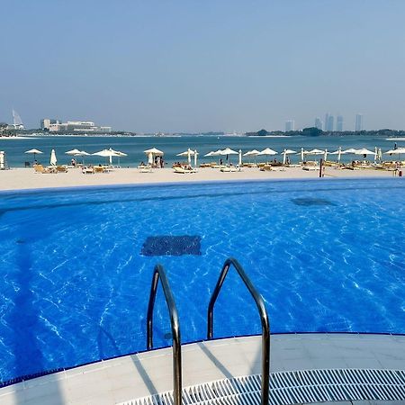 Modern Beachfront 1Br Apartment - Tiara Residence Dubai Buitenkant foto
